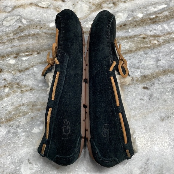 Ugg Dakota Black Suede Slippers Women’s size 6 - Picture 8 of 12